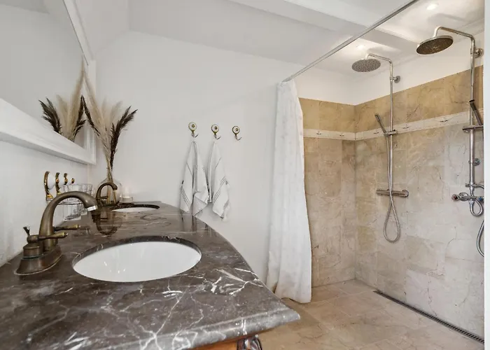 Stunning In With Kitchen * Otterup